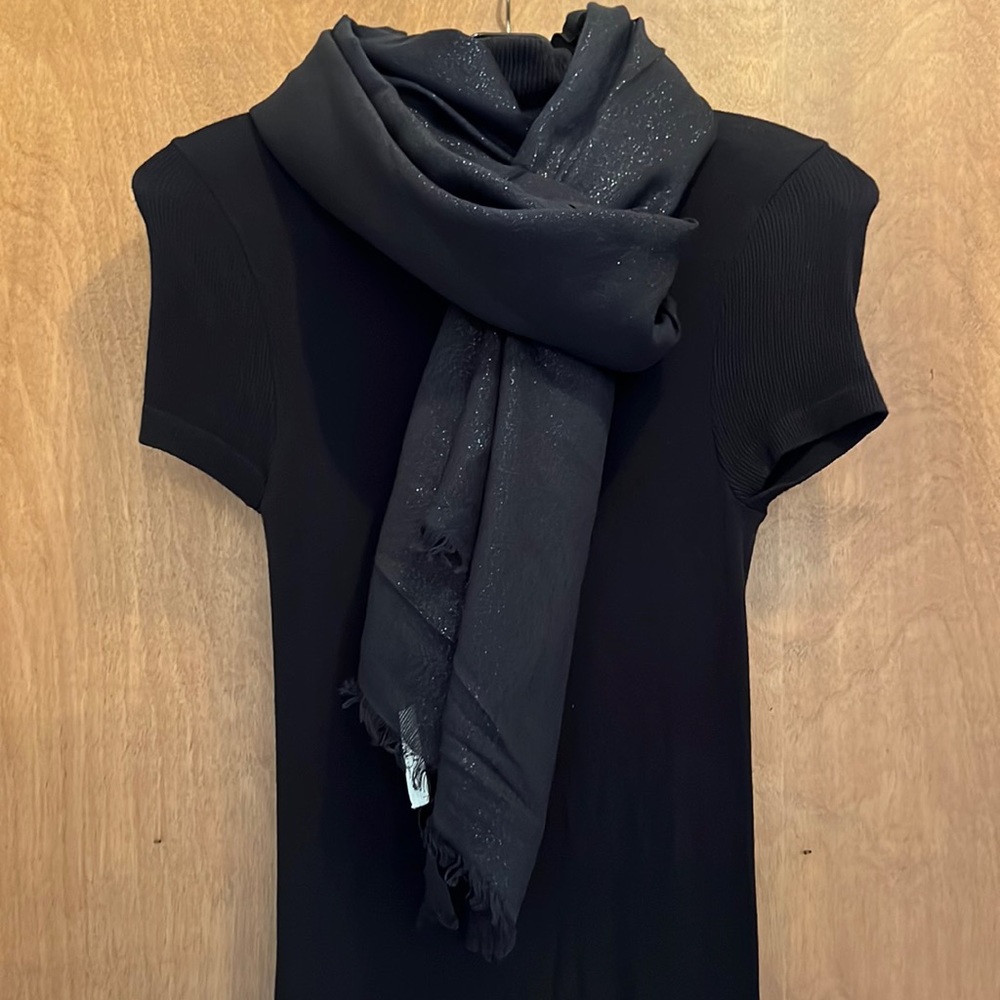 Cache Black Metallic Shimmer Scarf - image 5